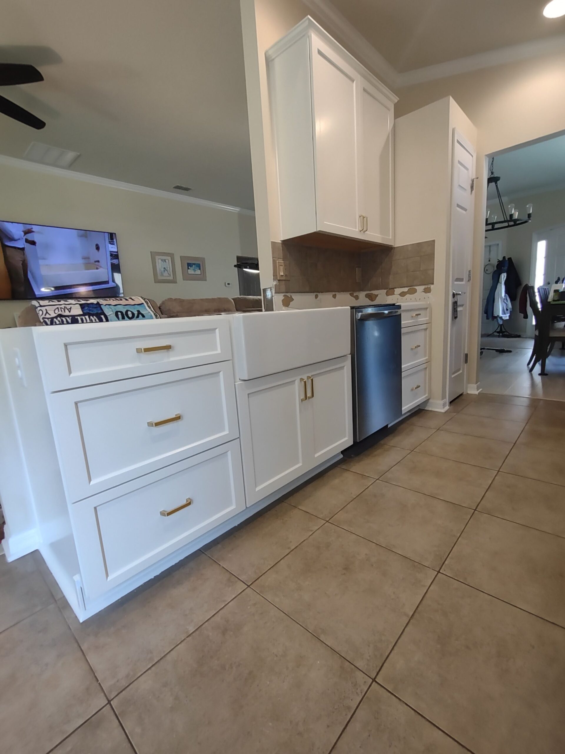 cabinet work for contractors Jacksonville project photo from Neptune Custom Cabinetry contractors page